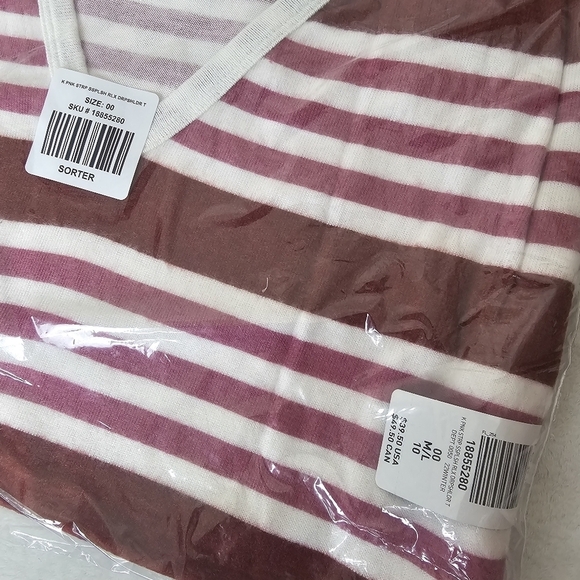 Torrid Super Soft Plush V-Neck Drop Shoulder Stripe Top Burgundy Pink M/L - Picture 6 of 8